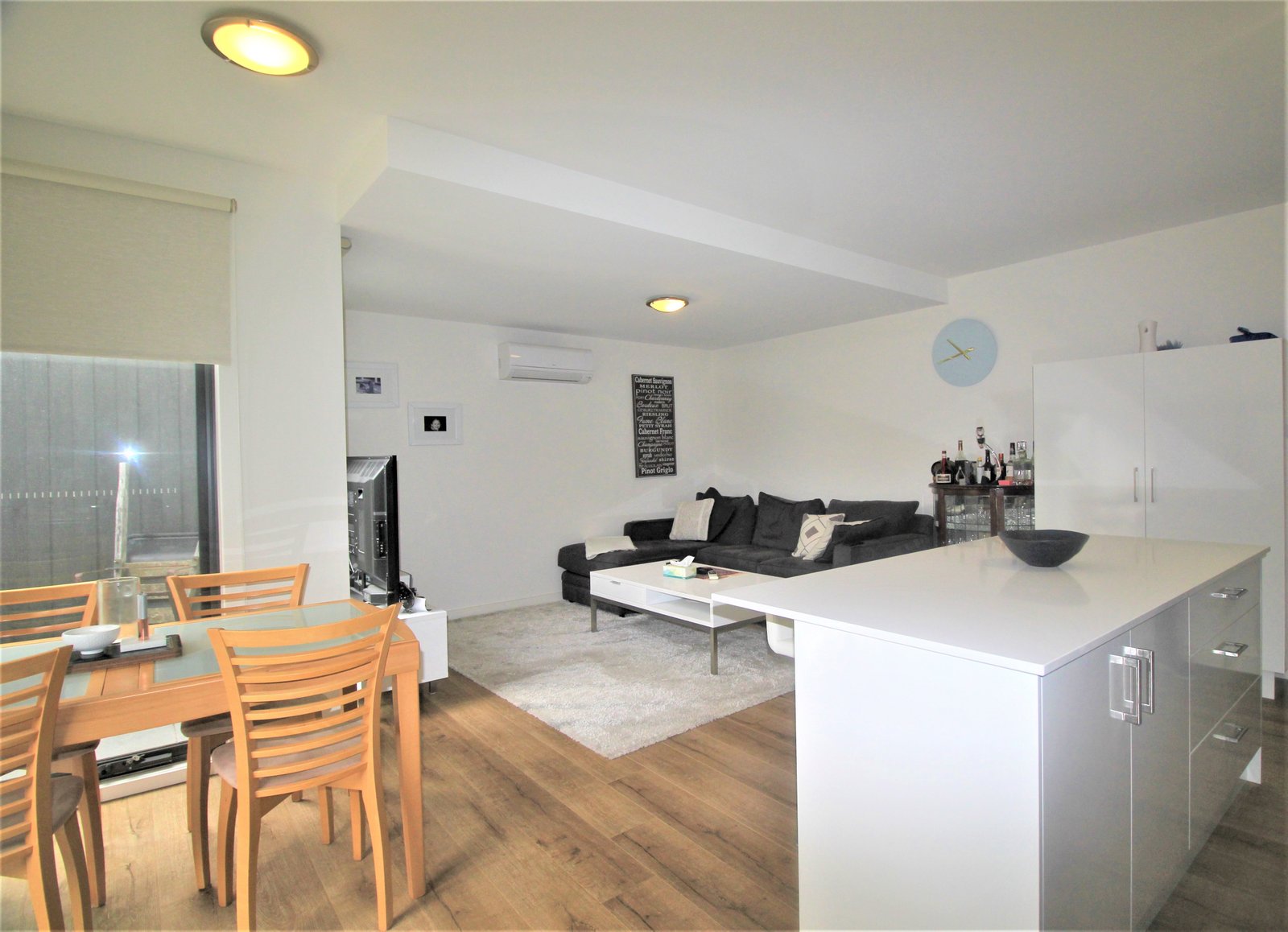 Gallery: 5/2 Belsize Avenue