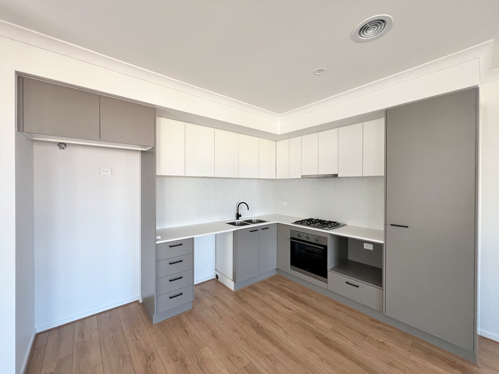 Gallery: 52 Buchanan Boulevard