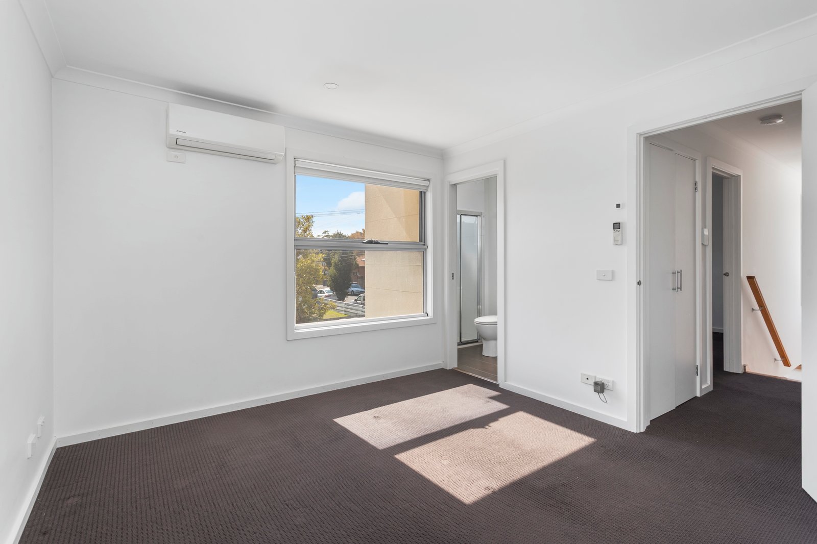 Gallery: 52 Buninyong Street