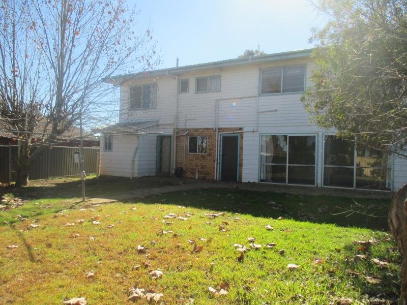 52 Calala Lane TAMWORTH 9