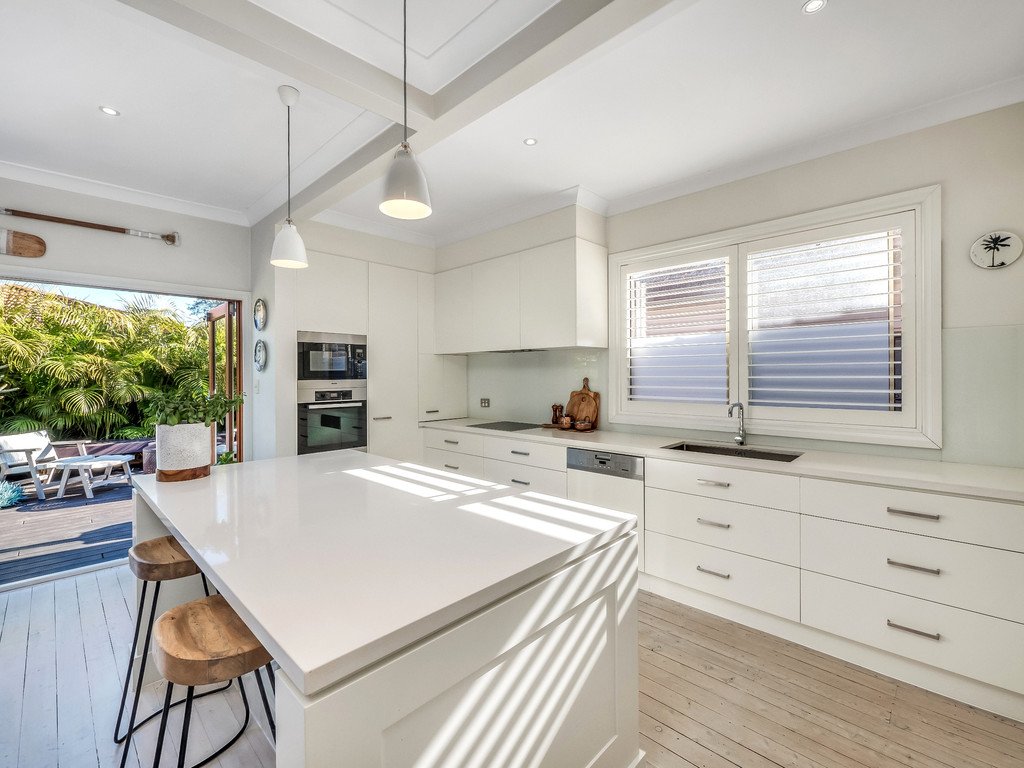 52 Caley Street CHIFLEY 4
