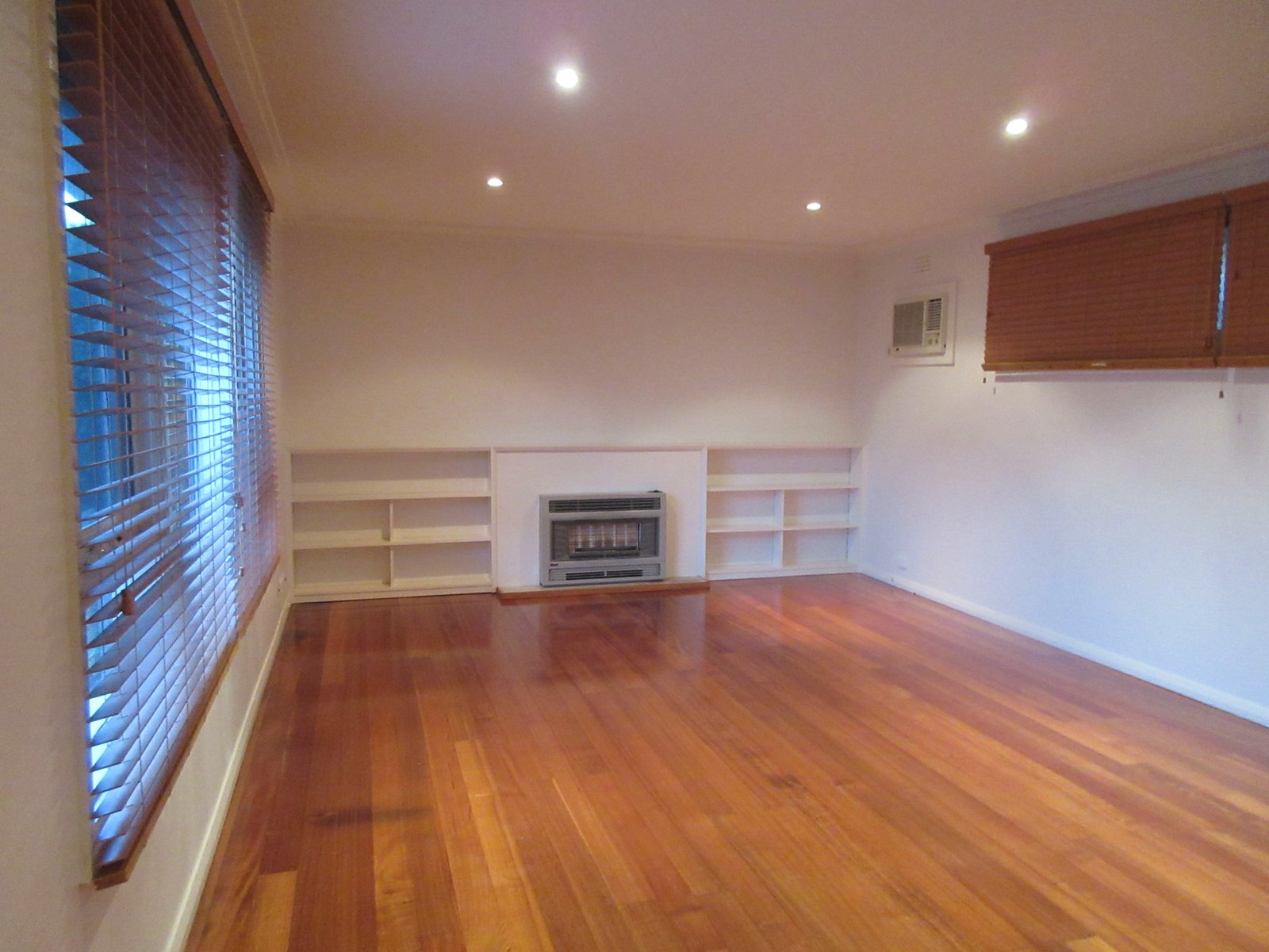 Gallery: 5/2 Capitol Avenue