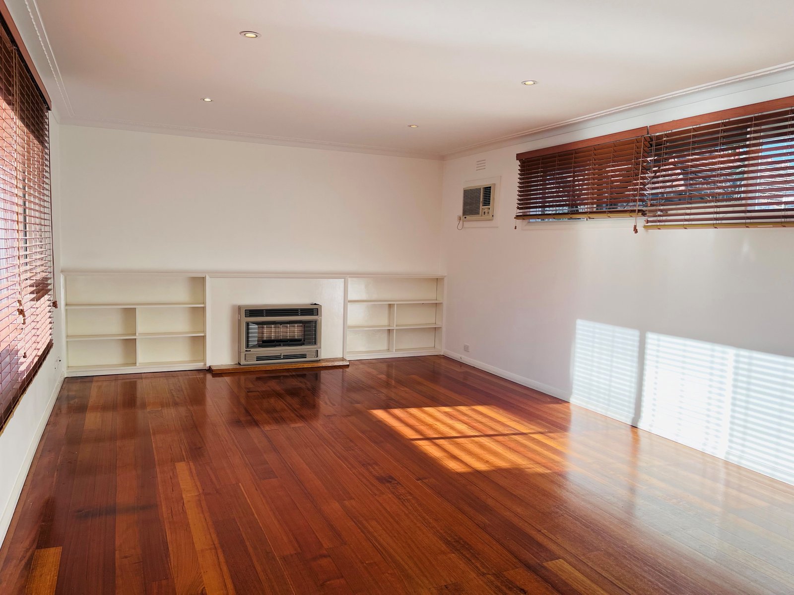 Gallery: 5/2 Capitol Avenue