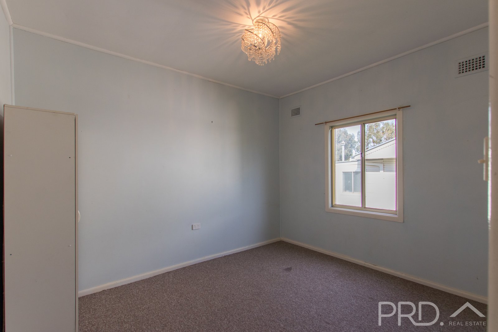 52 Clarke Street TUMUT 8