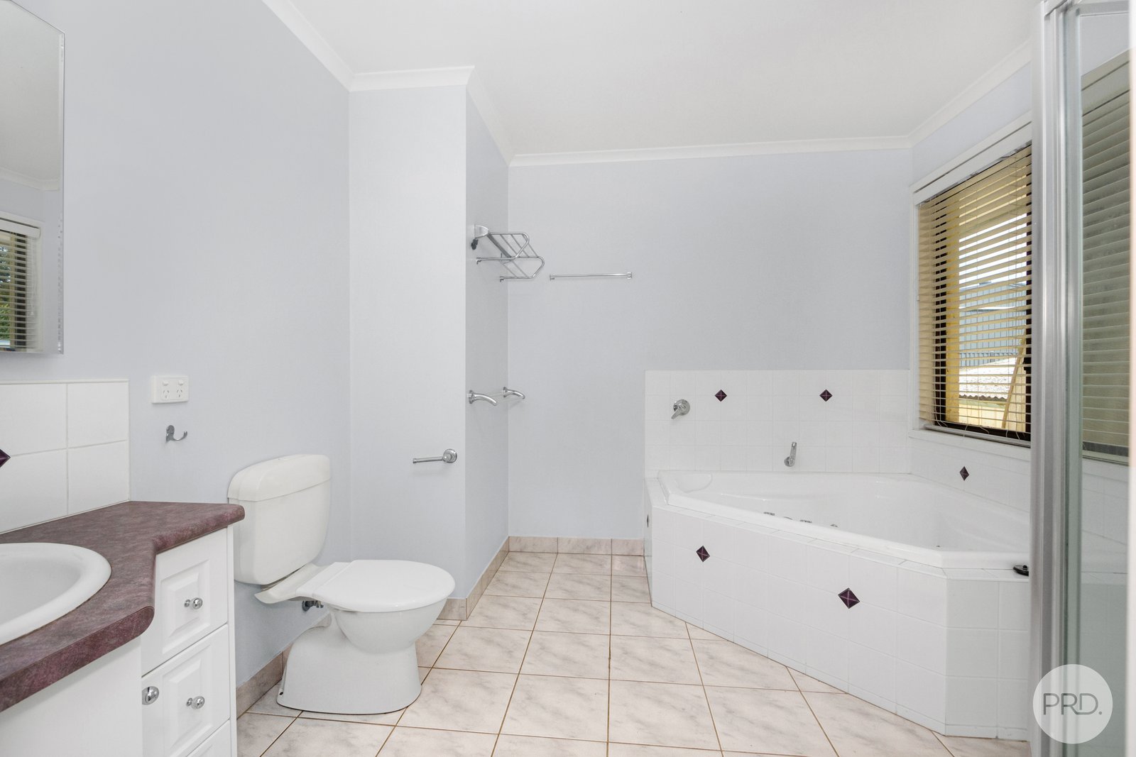 52 Clunes Road CRESWICK 9