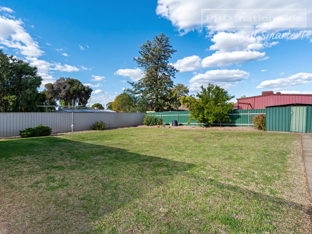 52 Cox Avenue FOREST HILL 10