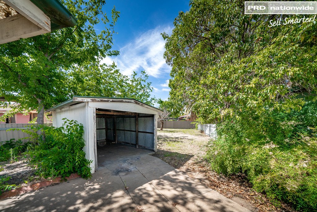 52 Crampton Street WAGGA WAGGA 8