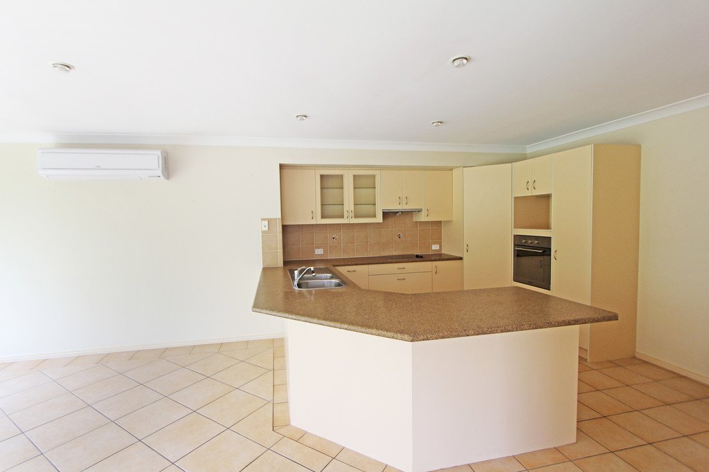 52 Crestwood Drive MOLENDINAR 3