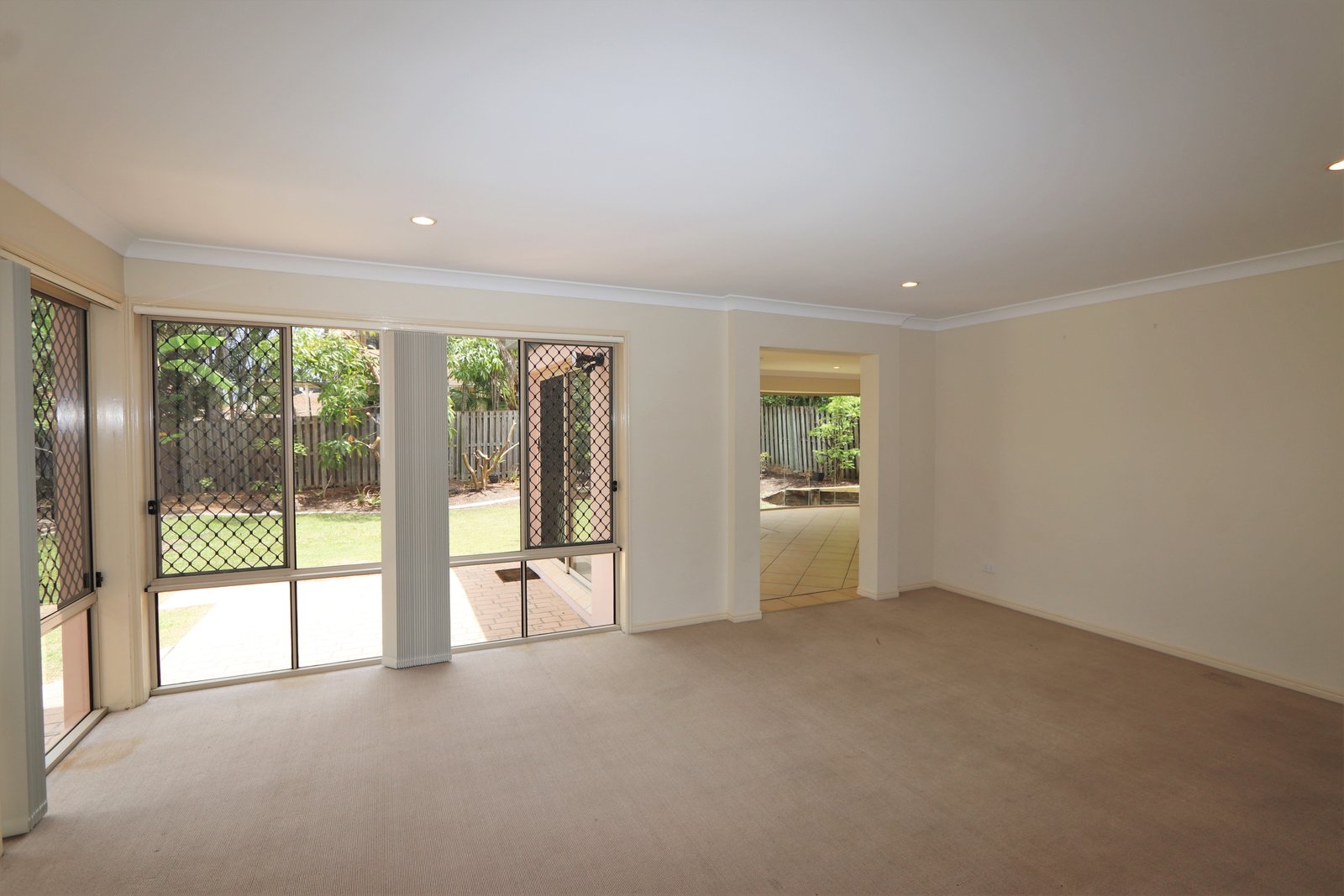 52 Crestwood Drive MOLENDINAR 5