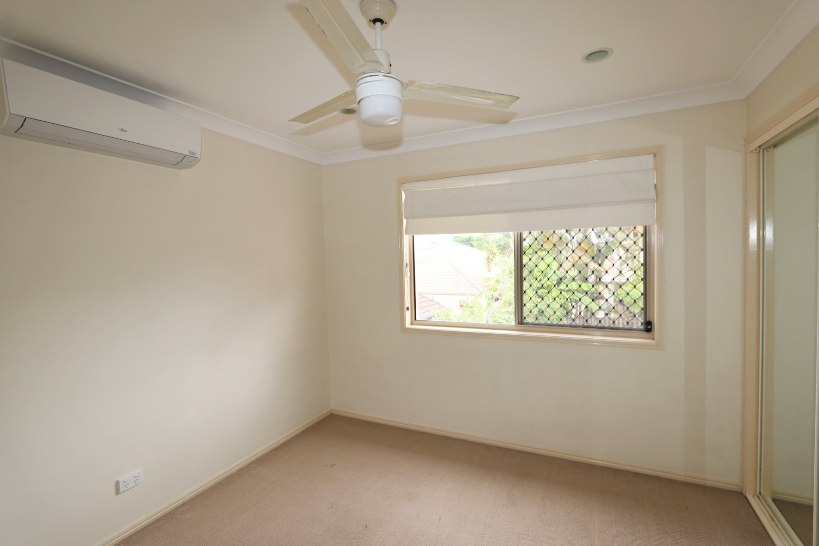 52 Crestwood Drive MOLENDINAR 20