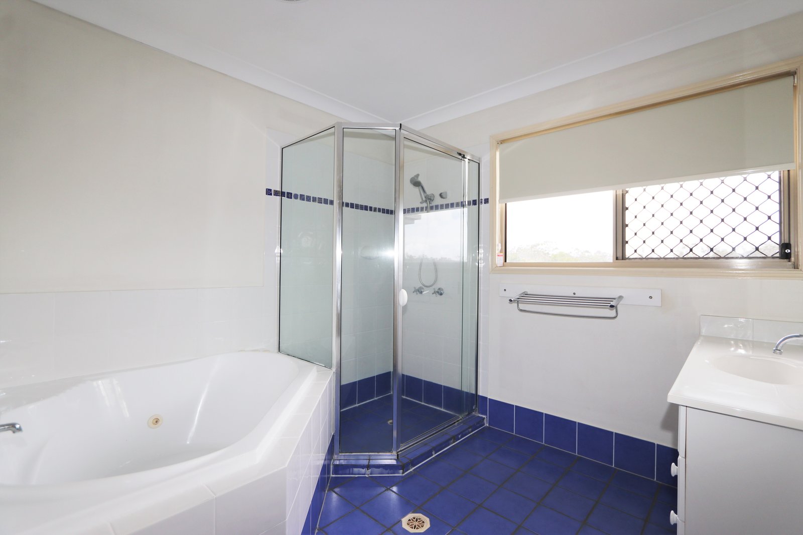 52 Crestwood Drive MOLENDINAR 22