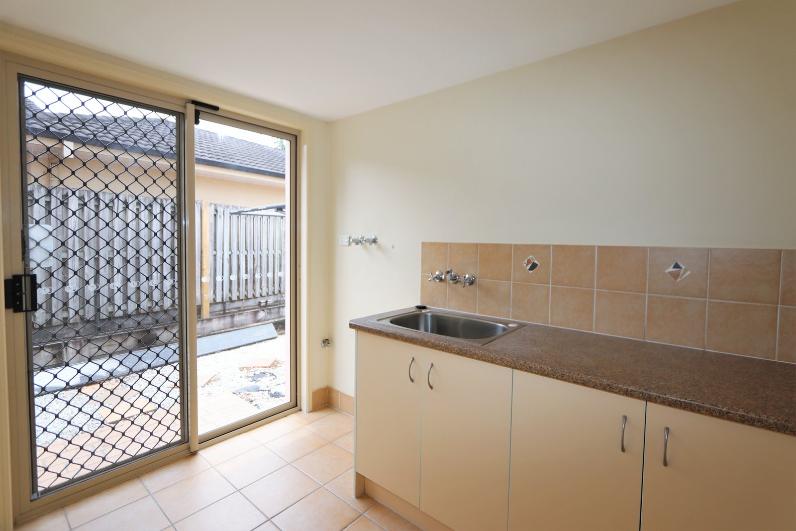 52 Crestwood Drive MOLENDINAR 23