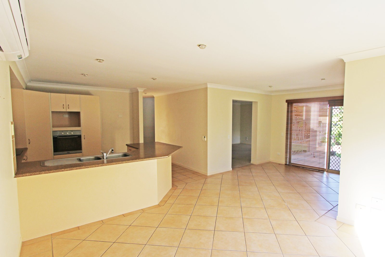 52 Crestwood Drive MOLENDINAR 4