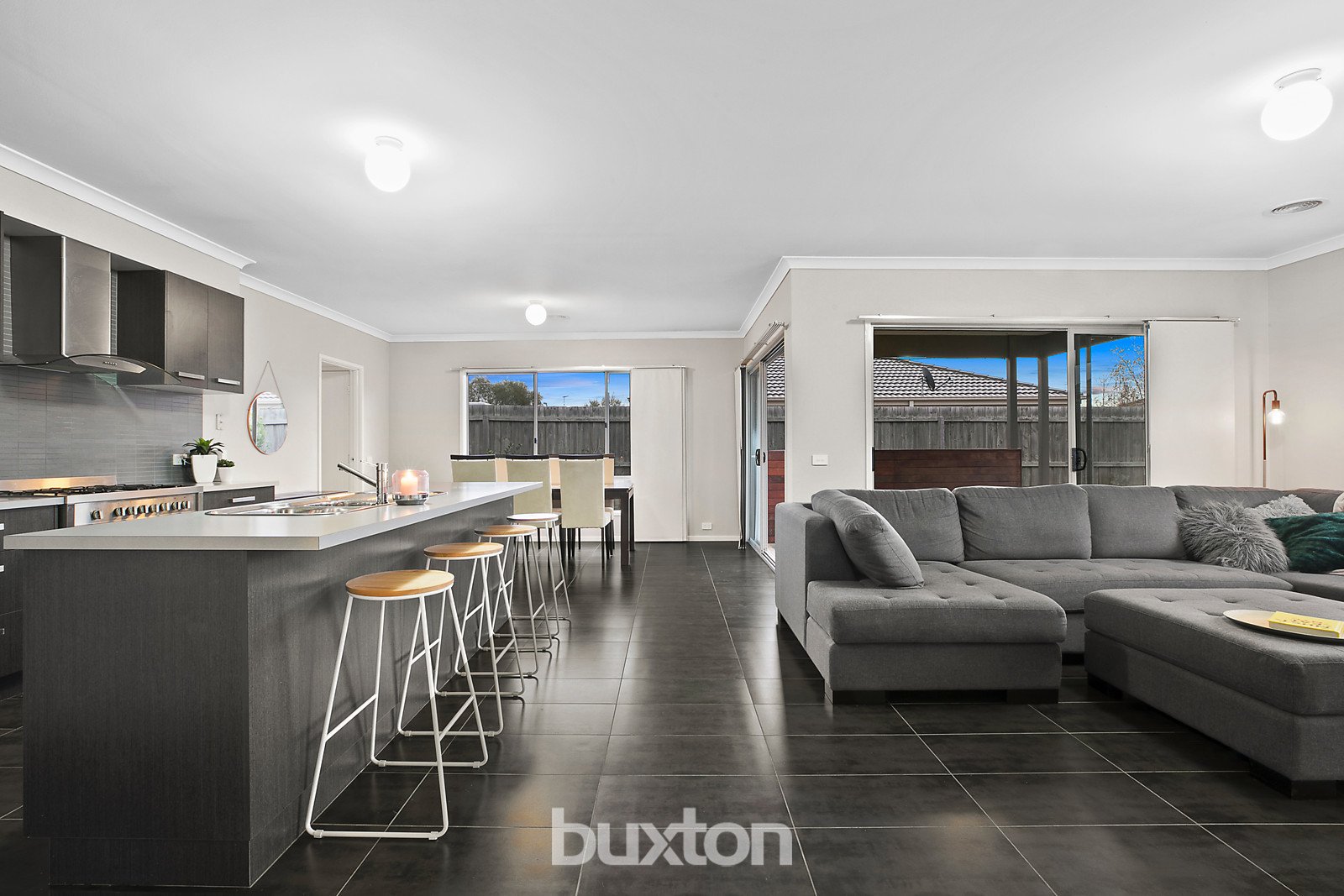 Gallery: 52 Curtain Drive