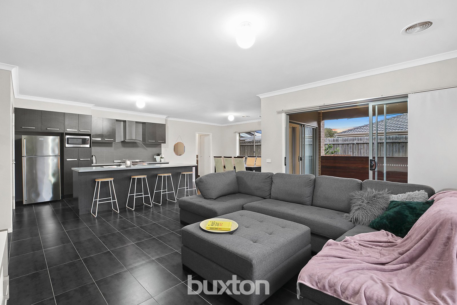 Gallery: 52 Curtain Drive