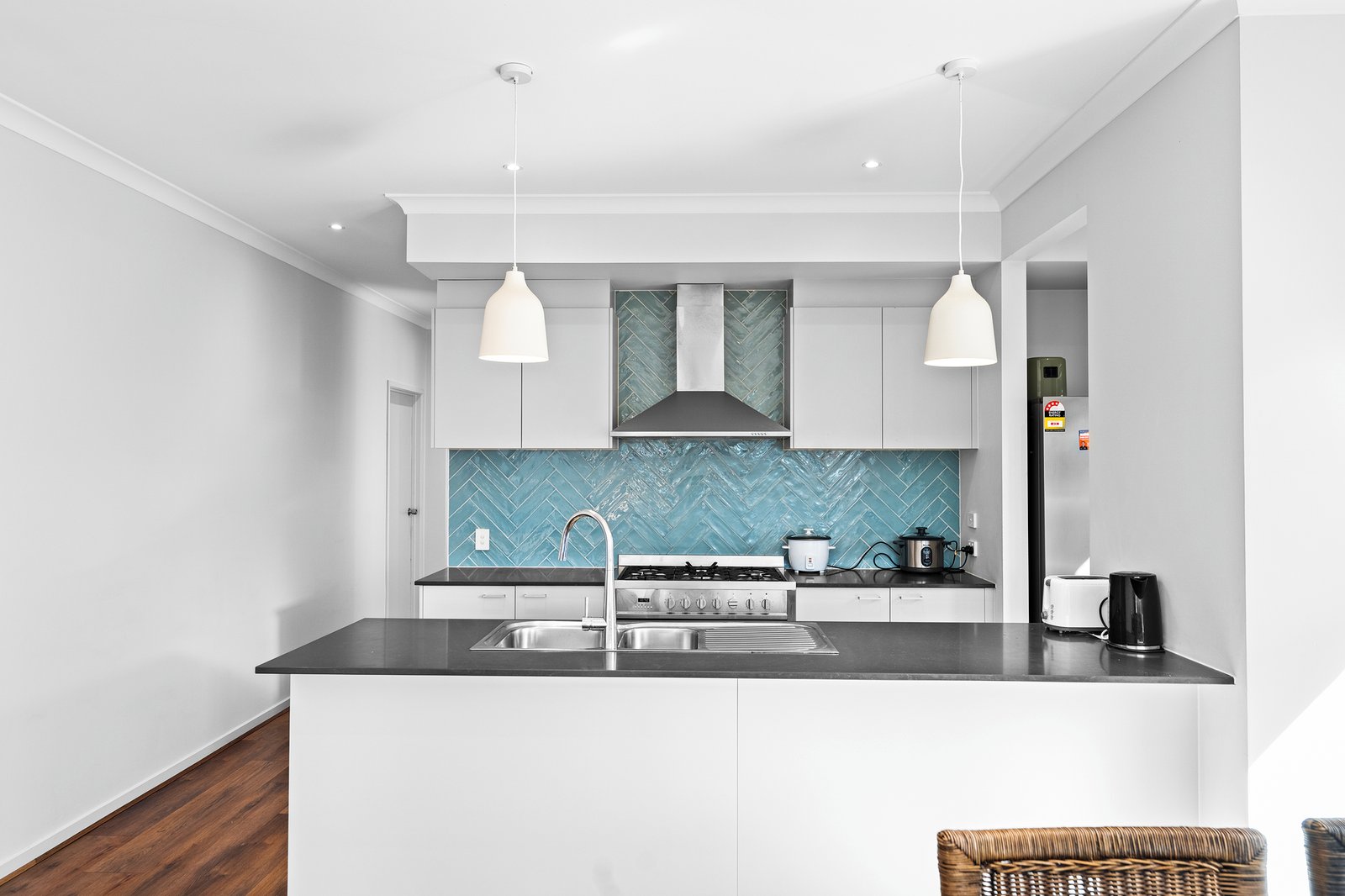 Gallery: 52 Devereux Way