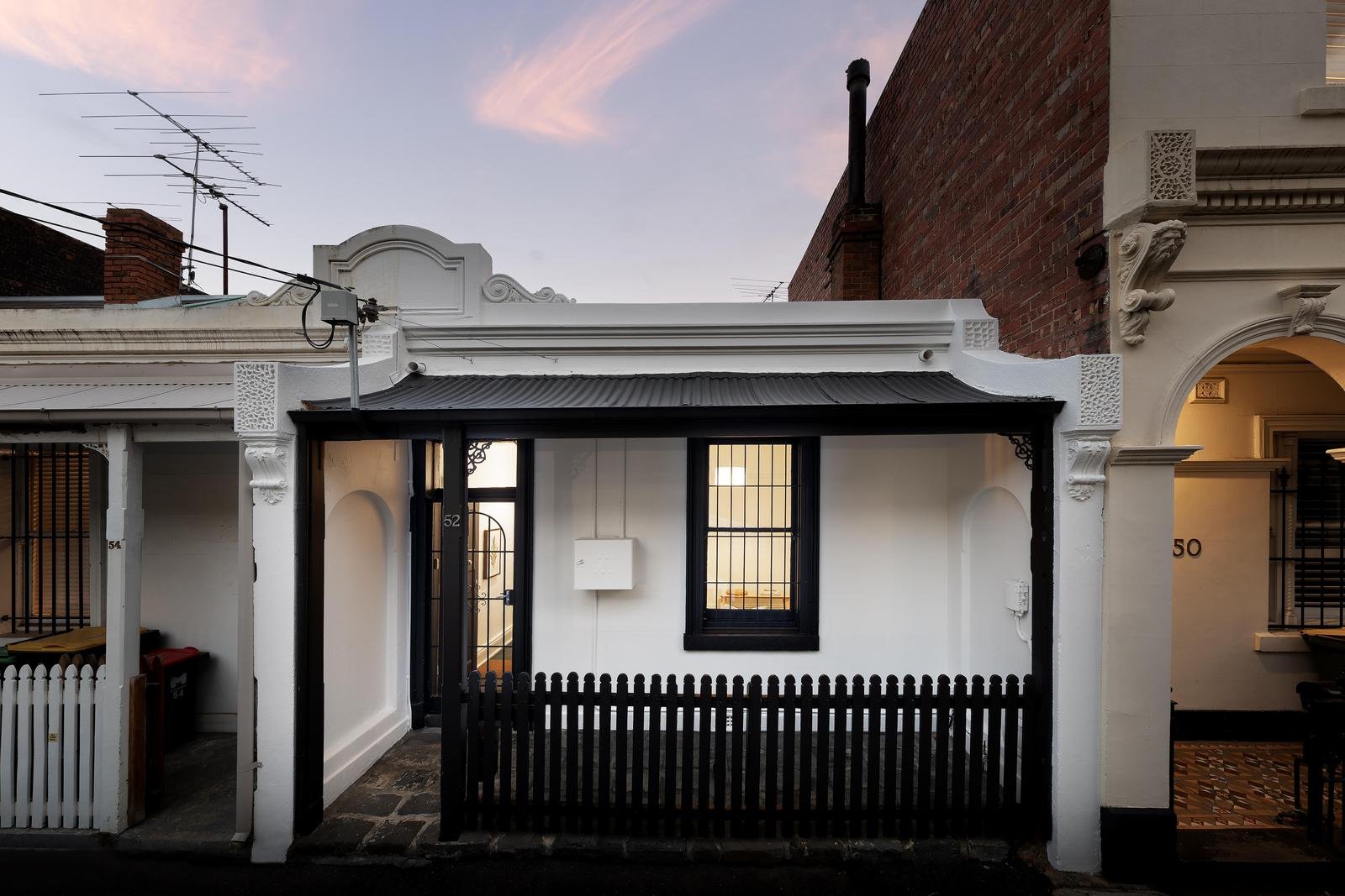 52 Dorrit Street, Carlton VIC 3053
