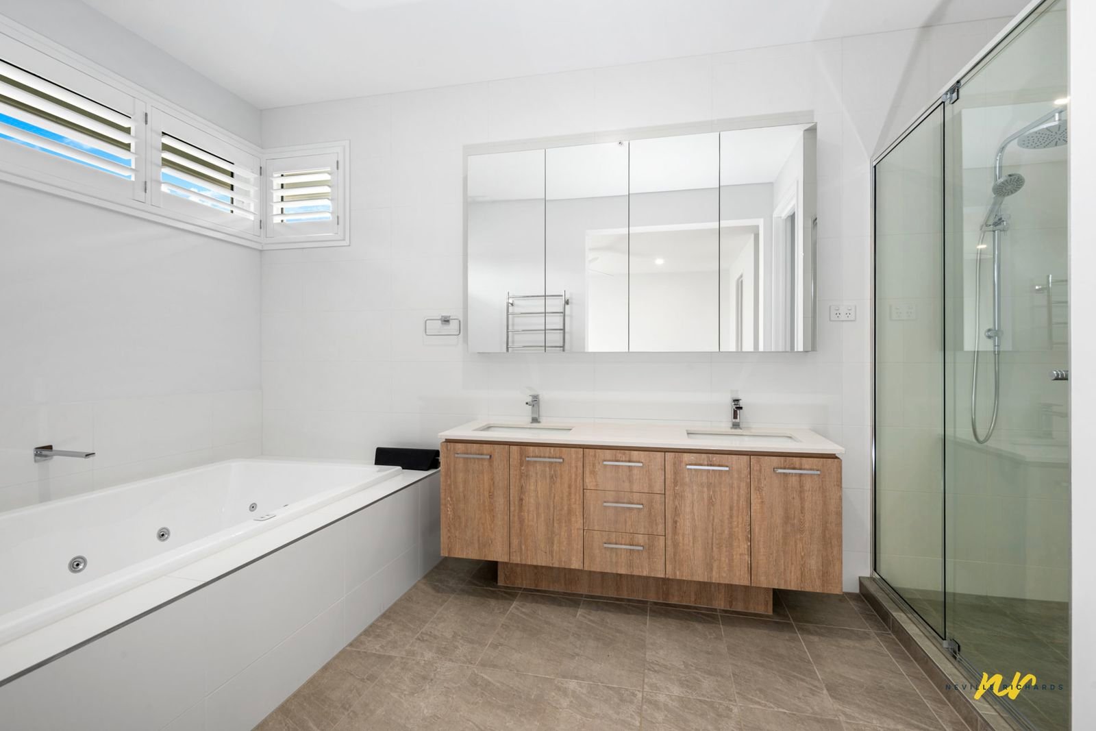 Real Estate and Property in 52 Duneview Drive, Ocean Grove, VIC