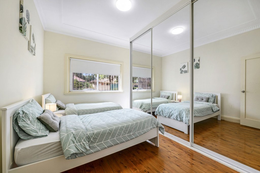 52 Edgbaston Road BEVERLY HILLS 5