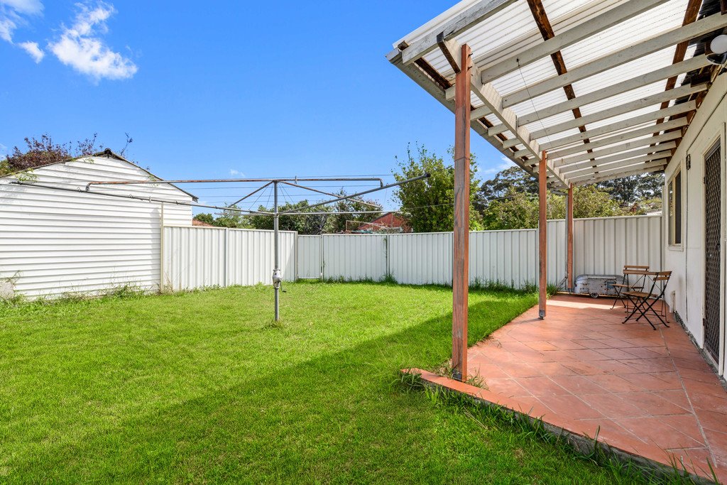 52 Edgbaston Road BEVERLY HILLS 7