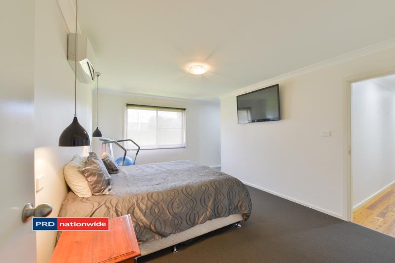 52 Edward Street TAMWORTH 7