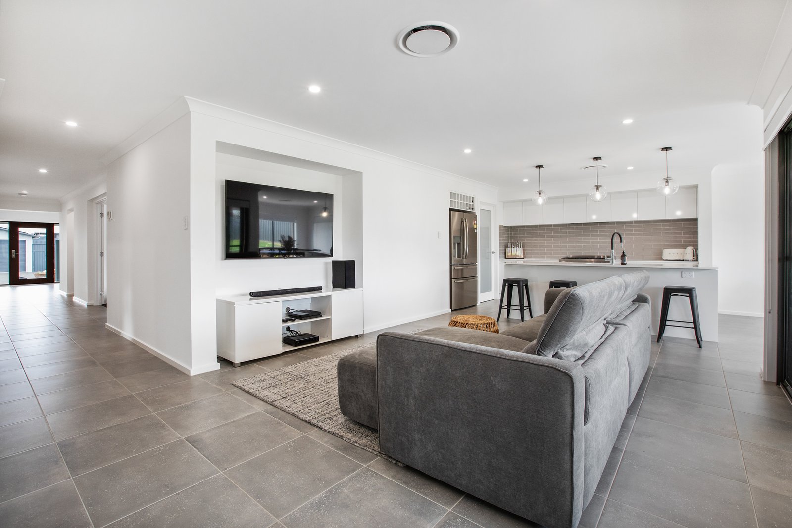 52 Enderle Drive LOCHINVAR 8