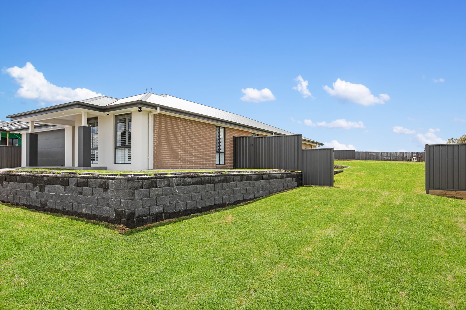 52 Enderle Drive LOCHINVAR 21