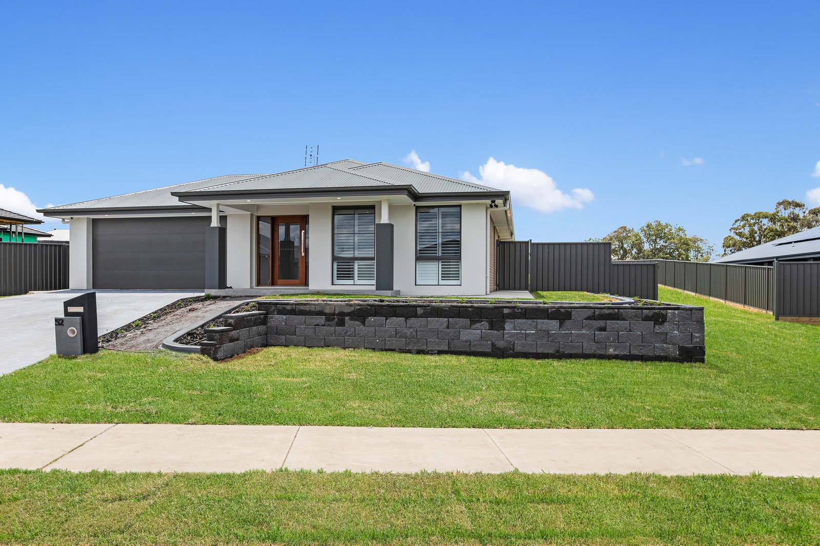 52 Enderle Drive LOCHINVAR 23