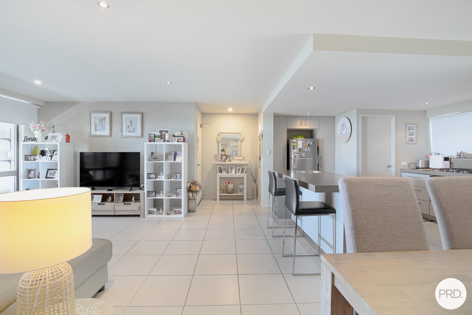 5/2 Eshelby Drive CANNONVALE 9
