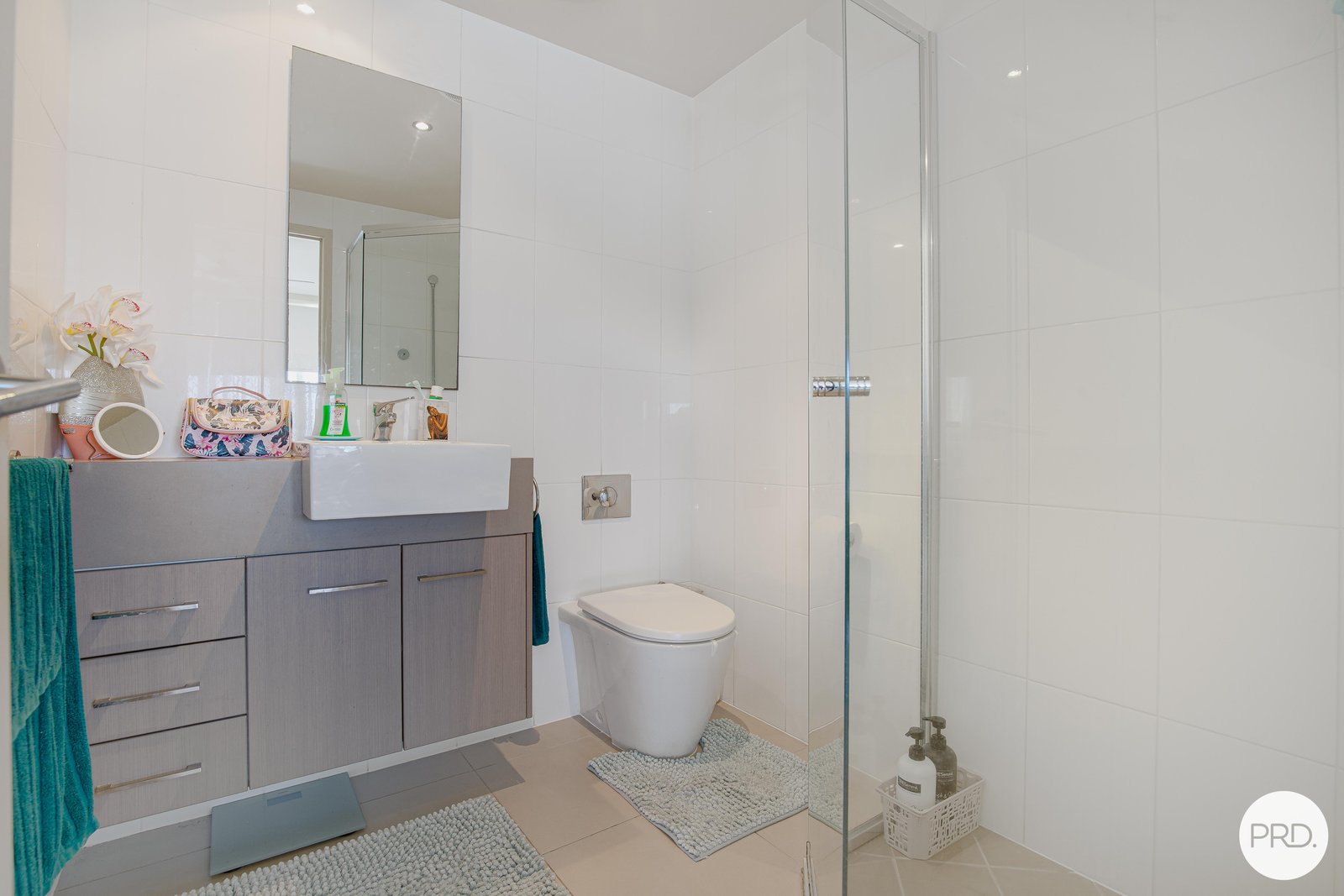 5/2 Eshelby Drive CANNONVALE 12