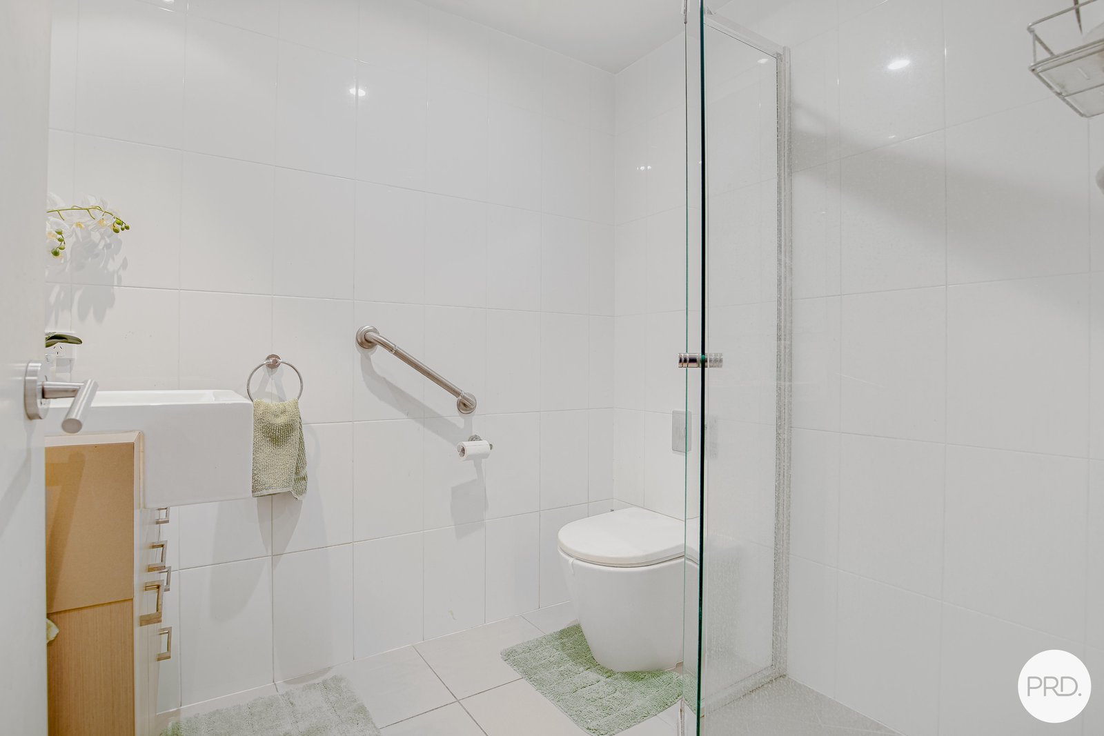 5/2 Eshelby Drive CANNONVALE 14