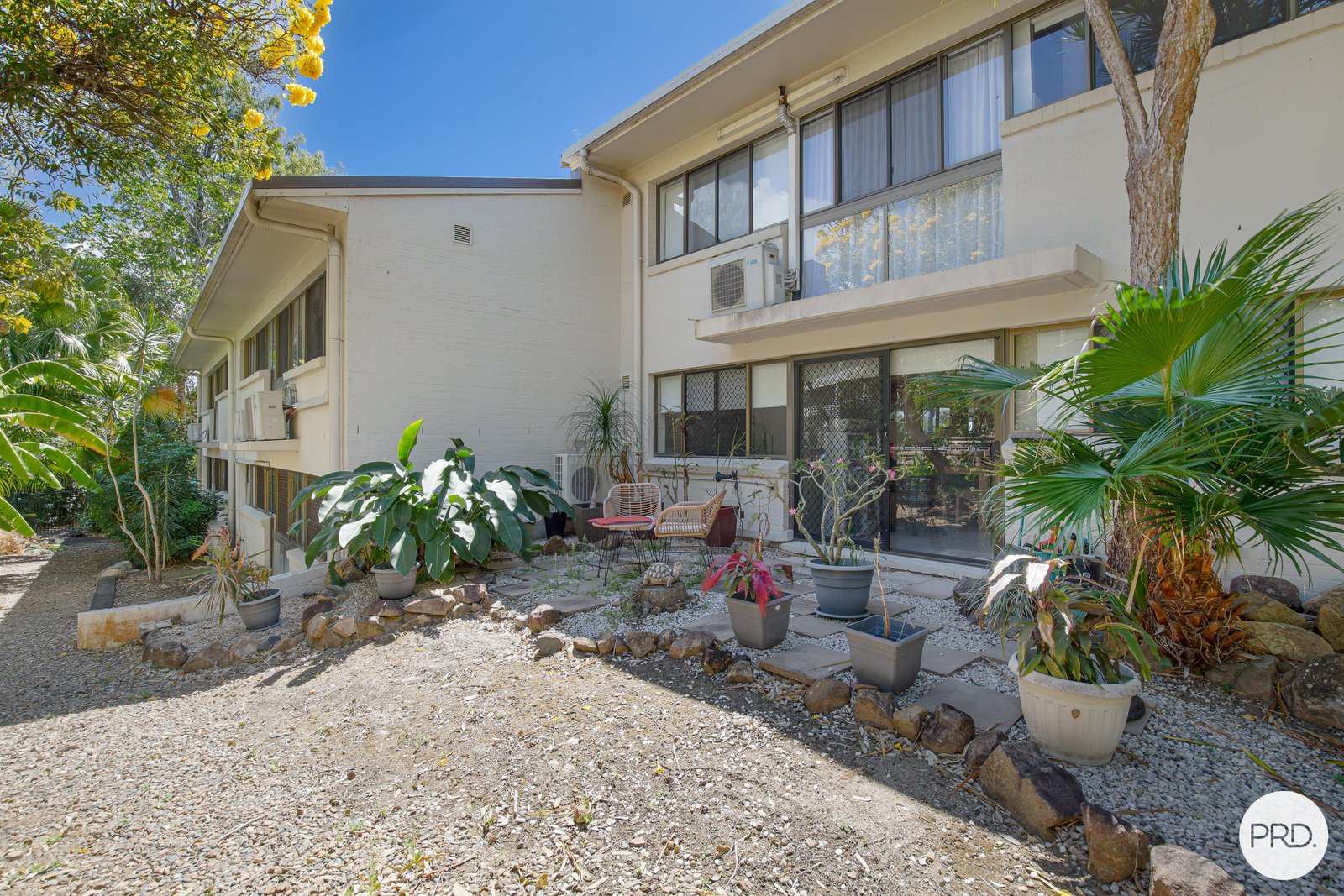 5/2 Eshelby Drive CANNONVALE 20