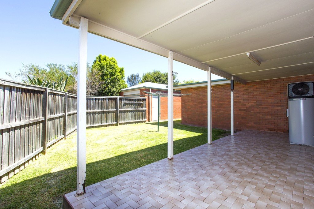 52 Fleet St  BRANXTON 11