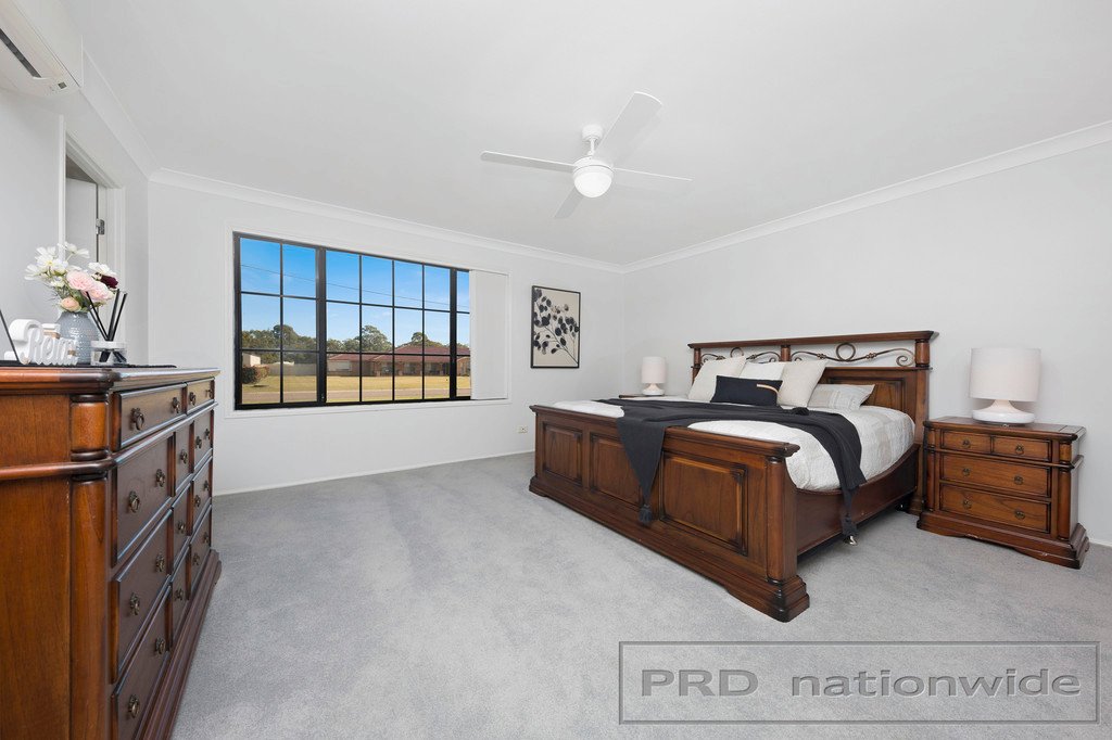 52 Forbes Crescent CLIFTLEIGH 2