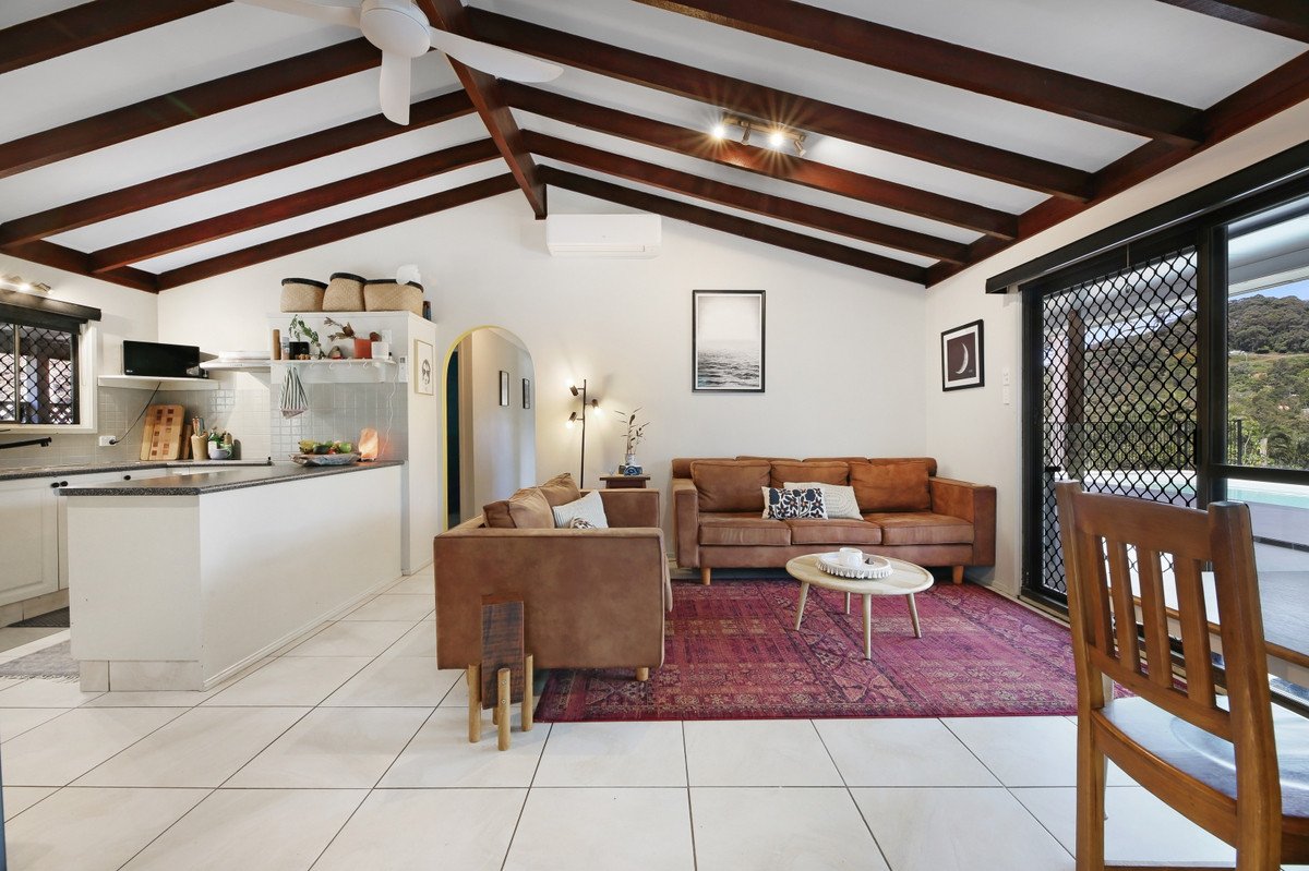 52 Goolabah Drive Tallebudgera 3