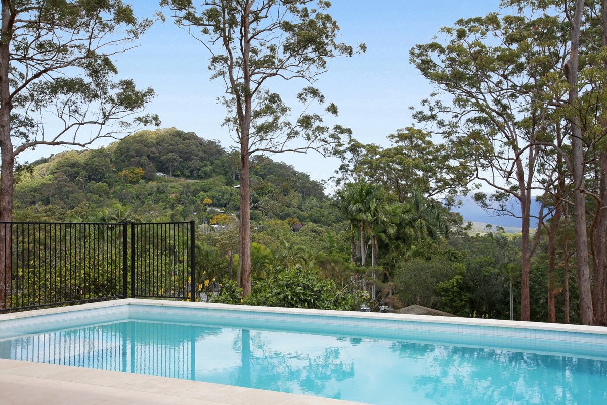 52 Goolabah Drive Tallebudgera 16