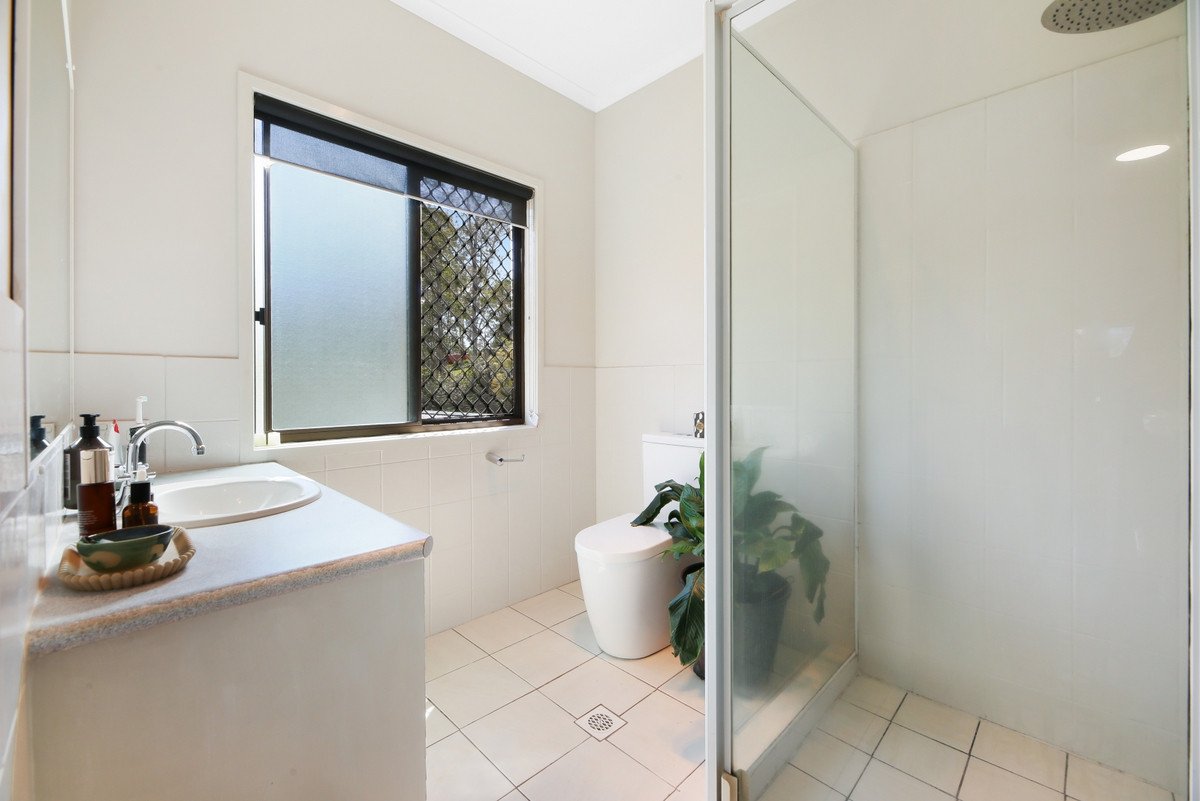 52 Goolabah Drive Tallebudgera 21