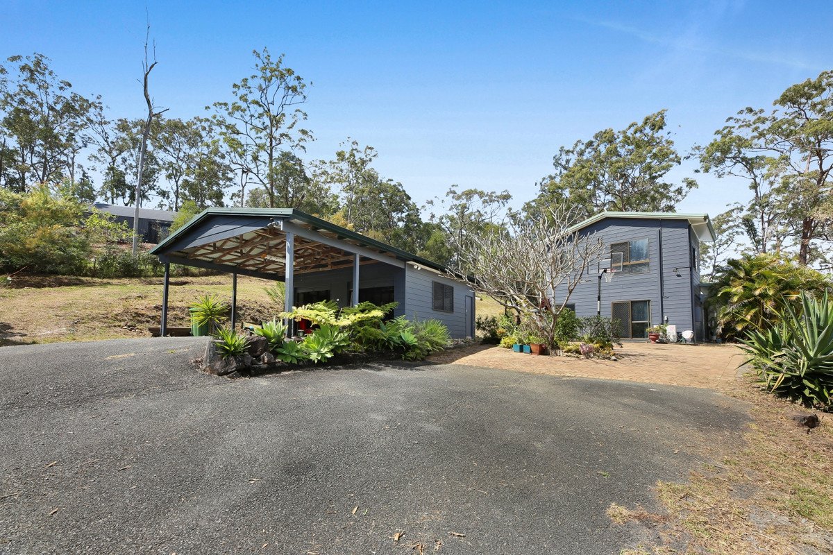 52 Goolabah Drive Tallebudgera 26