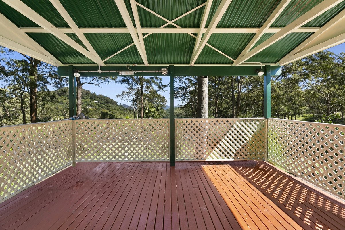 52 Goolabah Drive Tallebudgera 16
