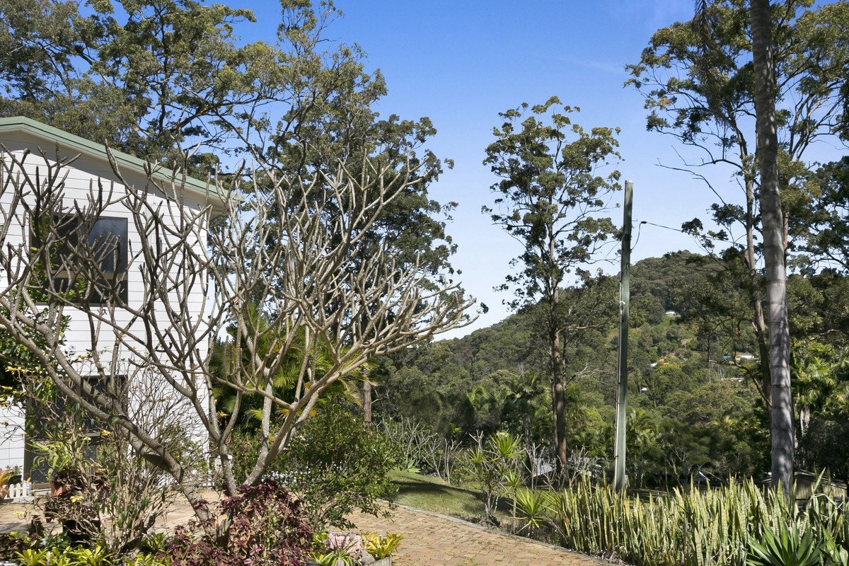 52 Goolabah Drive Tallebudgera 22