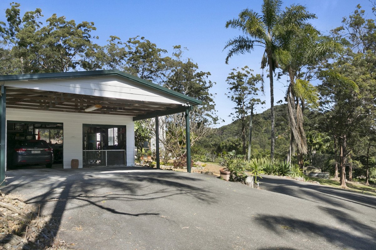 52 Goolabah Drive Tallebudgera 23