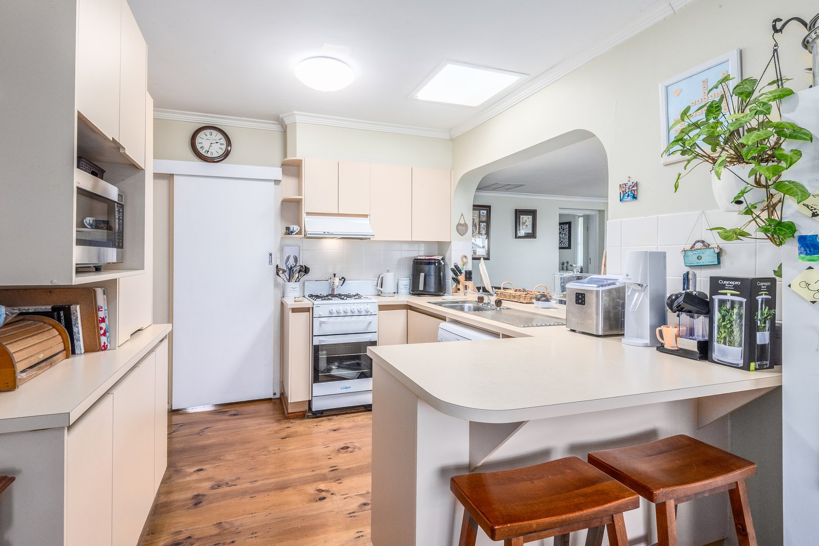 Gallery: 52 Graylea Avenue