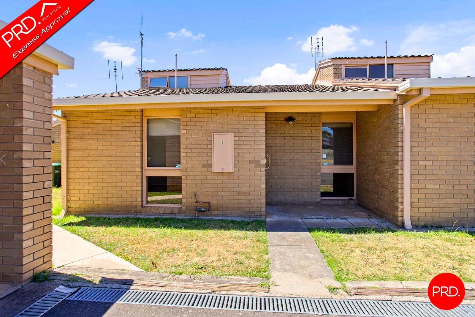 5/2 Hallam Street FLORA HILL 2