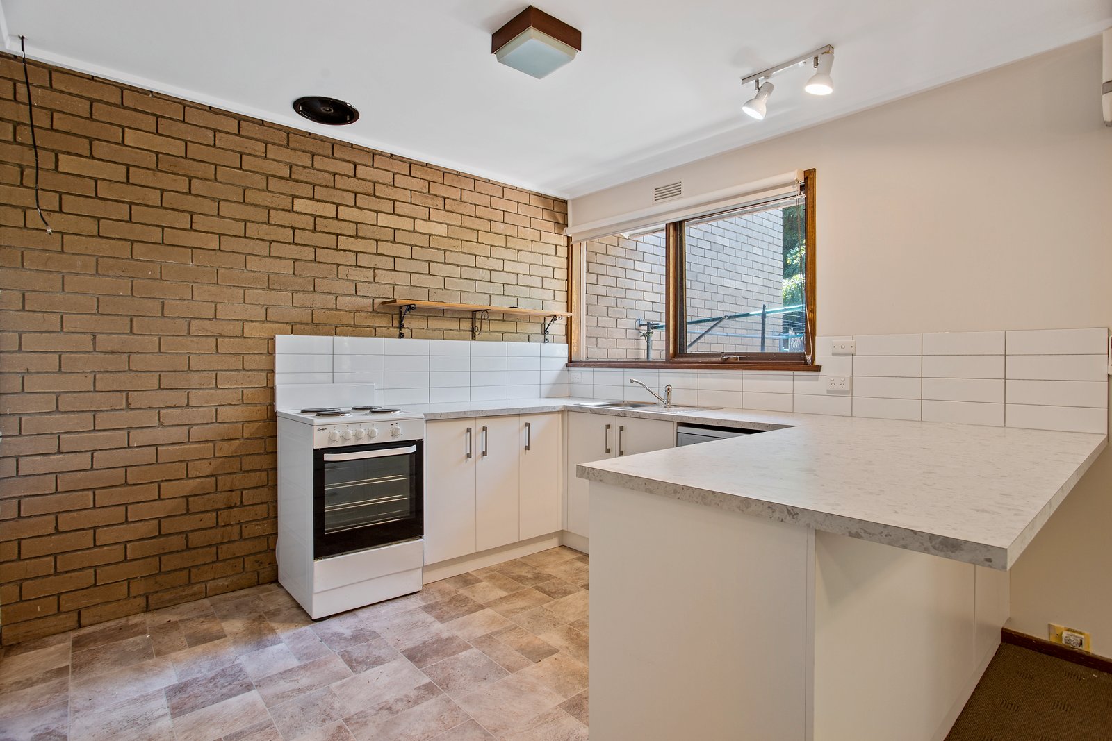 5/2 Hallam Street FLORA HILL 4