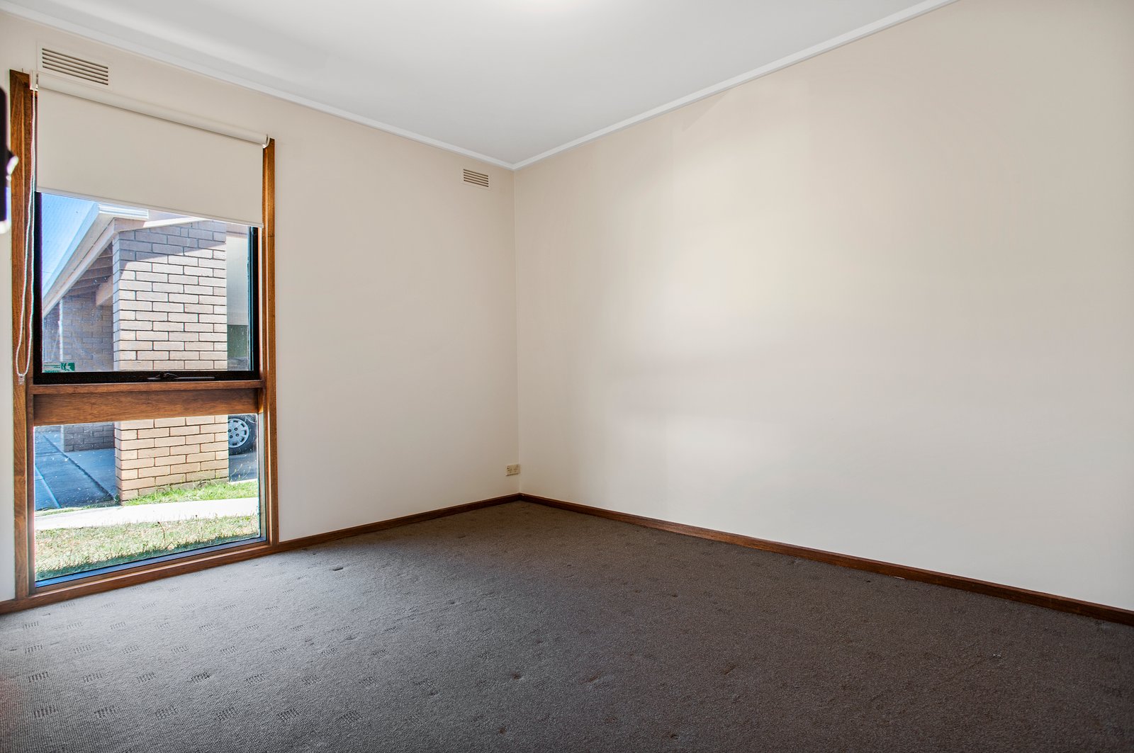 5/2 Hallam Street FLORA HILL 9