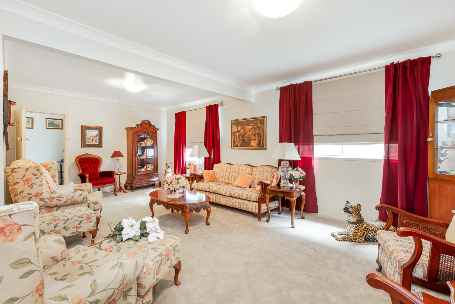 52 High Street LARGS 3