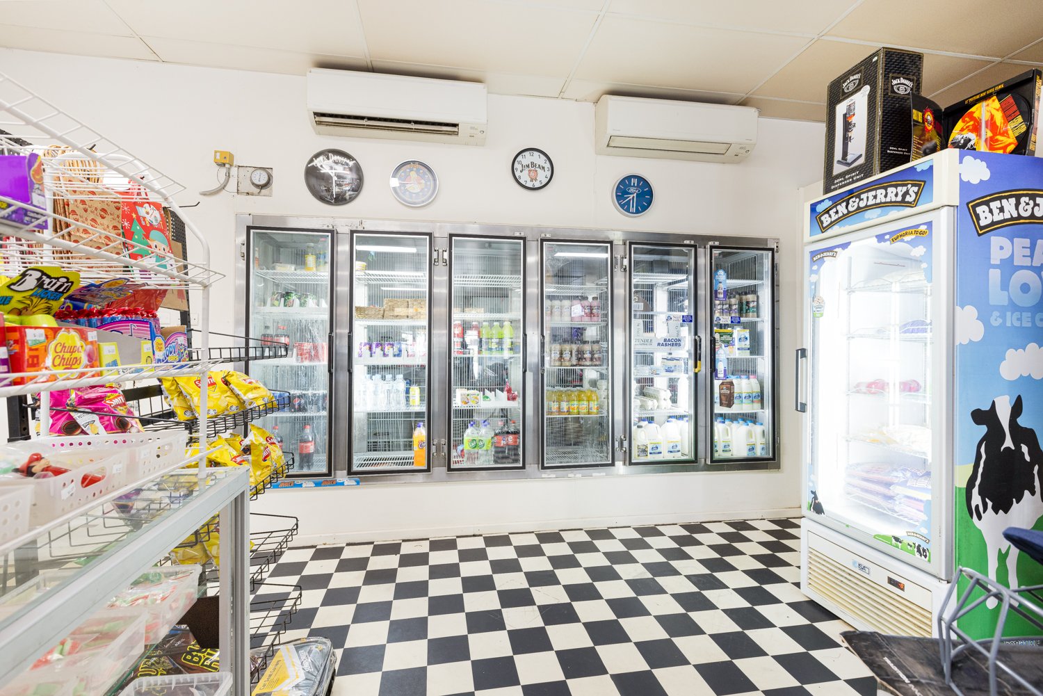 52 High Street LARGS 8