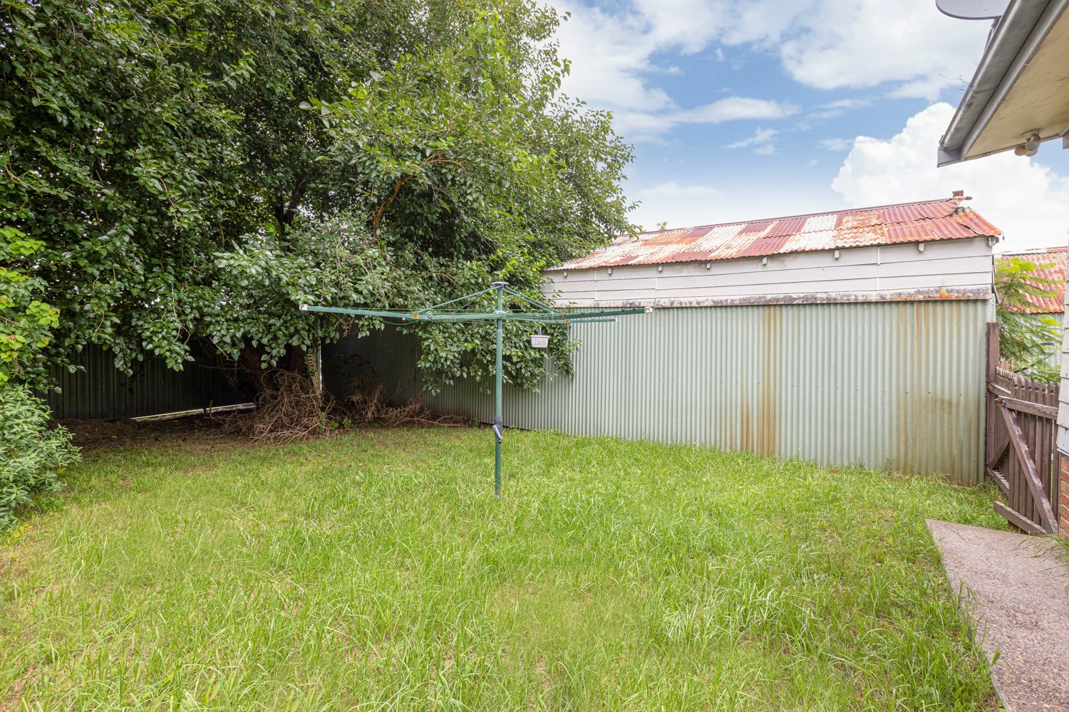 52 High Street LARGS 14