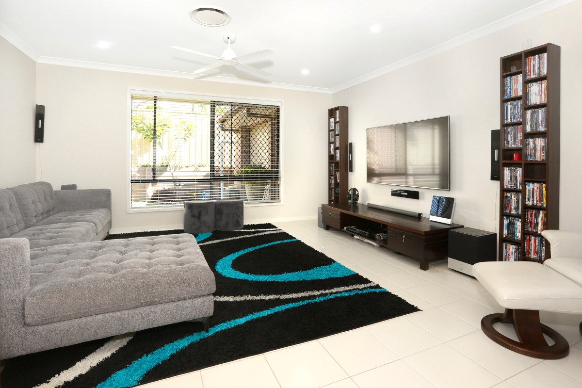 52 Highcrest Circuit MOLENDINAR 9