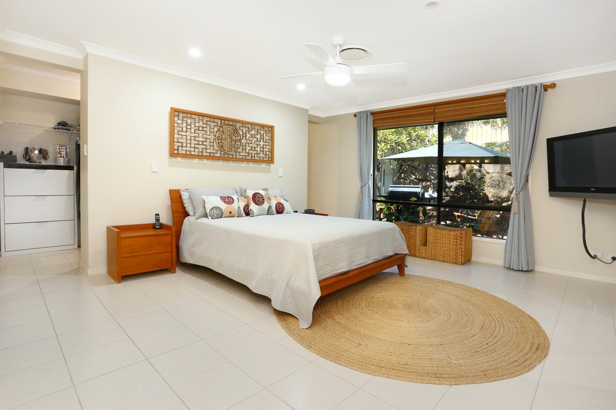 52 Highcrest Circuit MOLENDINAR 13